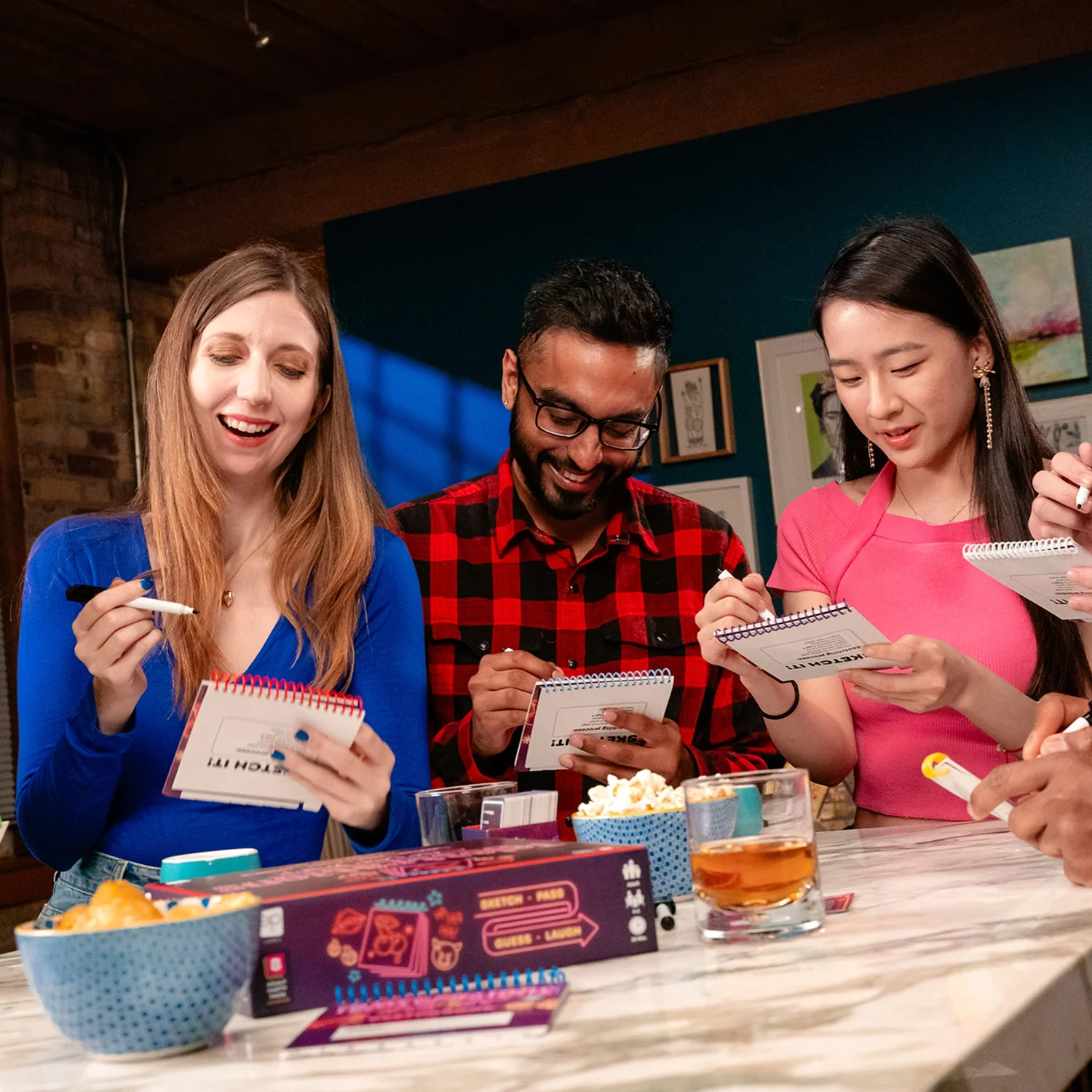 Telestrations: After Dark  - Second Edition - Image 7